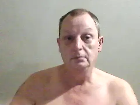 Snapshot of chubbybear2cum chatting on 31, 12, 2024 chubbybear2cum online show from 31, 12, 2024