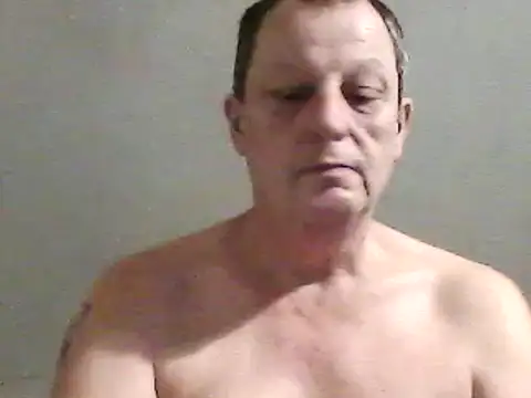 Snapshot of chubbybear2cum chatting on 27, 1, 2025 chubbybear2cum online show from 27, 1, 2025