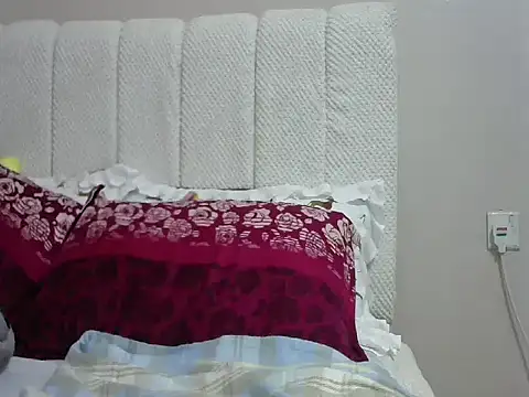 Snapshot of Shanty_Shaniz chatting on 13, 5, 2026 Shanty Shaniz online show from 13, 5, 2026