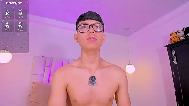 CodyTwink online show from 9, 4, 2026