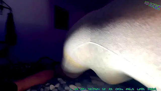 Snapshot of Deutscher_Gro8schwanz_88 chatting on 8, 2, 2025 Deutscher Gro8schwanz 88 online show from 8, 2, 2025