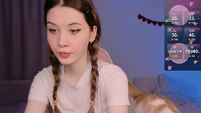 CoddleWeeper  online show from 13, 11, 2025