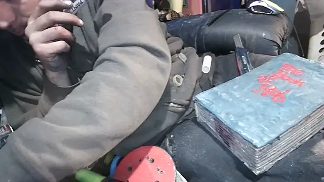 robeaulieu02 online show from 23, 1, 2025