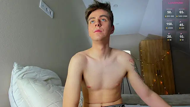 TaisonBrownX online show from 15, 12, 2024