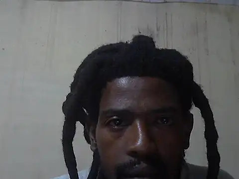 Snapshot of gldnmvsk_XO chatting on 22, 2, 2026 gldnmvsk XO online show from 22, 2, 2026