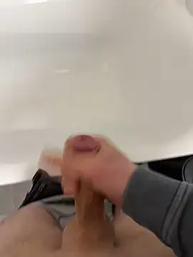 oneeight28 online show from 14, 3, 2026