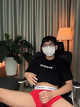 Snapshot of MinhTuanLive chatting on 17, 2, 2026 MinhTuanLive online show from 17, 2, 2026