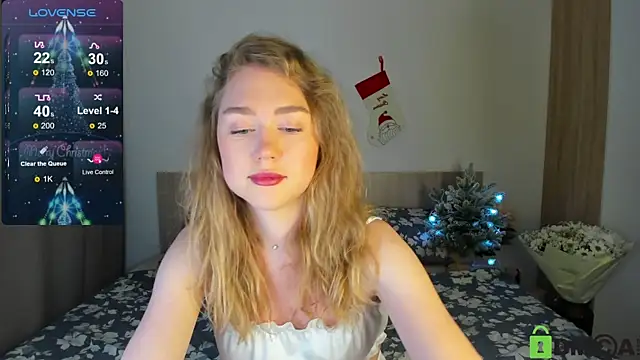 Snapshot of TheVanessaMaes chatting on 23, 12, 2024 TheVanessaMaes online show from 23, 12, 2024