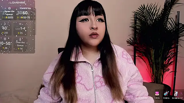 Snapshot of sara__lynn chatting on 9, 3, 2025 sara lynn online show from 9, 3, 2025