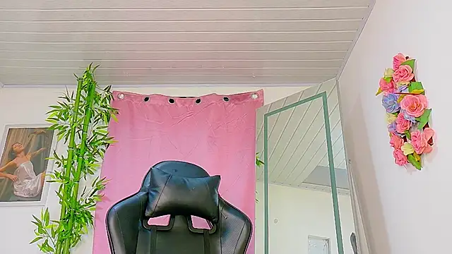 scarlet-jonesx online show from 3, 2, 2026