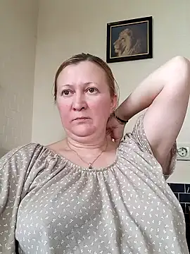 blondyaguar online show from 17, 12, 2024