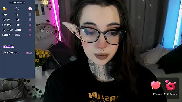 Dixi Pixi  online show from 25, 10, 2025