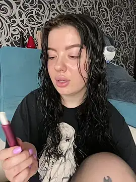 Kimi Ass online show from 10, 3, 2025