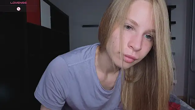 Snapshot of Elis_Fox chatting on 15, 6, 2026 Elis Fox online show from 15, 6, 2026