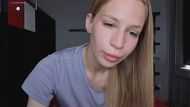 Snapshot of Elis_Fox chatting on 19, 6, 2026 Elis Fox online show from 19, 6, 2026