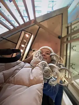 Times  Square online show from 19, 12, 2024