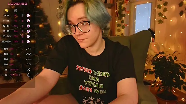 Snapshot of alisahug chatting on 12, 12, 2024 alisahug online show from 12, 12, 2024