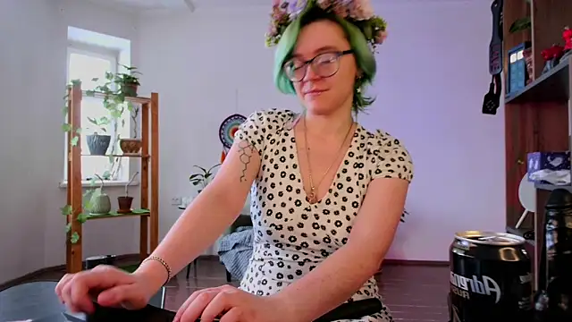 Snapshot of alisahug chatting on 27, 1, 2025 alisahug online show from 27, 1, 2025