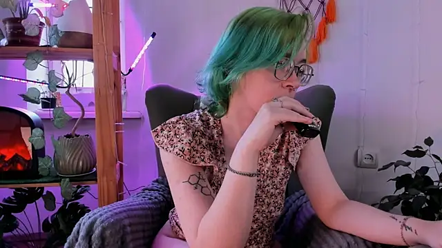 Snapshot of alisahug chatting on 15, 3, 2025 alisahug online show from 15, 3, 2025