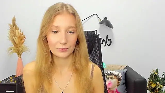 LolaWilsons online show from 9, 1, 2025