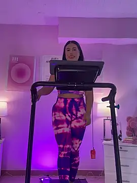 Snapshot of AshleyFerrer chatting on 27, 2, 2025 AshleyFerrer online show from 27, 2, 2025