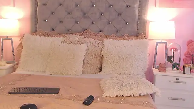 Snapshot of AshleyFerrer chatting on 16, 3, 2025 AshleyFerrer online show from 16, 3, 2025