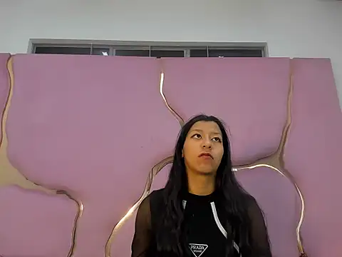 VaneLin18 online show from 23, 9, 2025