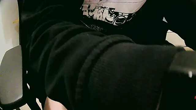 Snapshot of skinnyandthick chatting on 2, 3, 2025 skinnyandthick online show from 2, 3, 2025