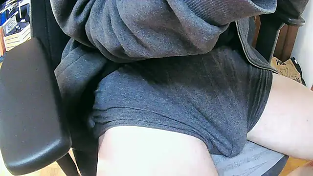 Snapshot of skinnyandthick chatting on 24, 10, 2025 skinnyandthick online show from 24, 10, 2025