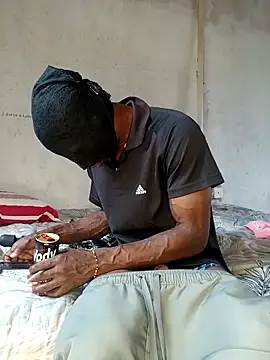 Snapshot of GHs_FINEST chatting on 11, 10, 2025 GHs FINEST online show from 11, 10, 2025