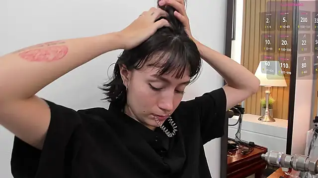 lizzy davis 1 online show from 28, 11, 2025