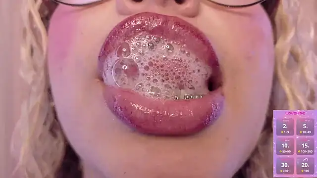 Haelycute online show from 31, 5, 2026