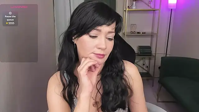 Snapshot of Julia__Frey chatting on 11, 2, 2025 Julia  Frey online show from 11, 2, 2025