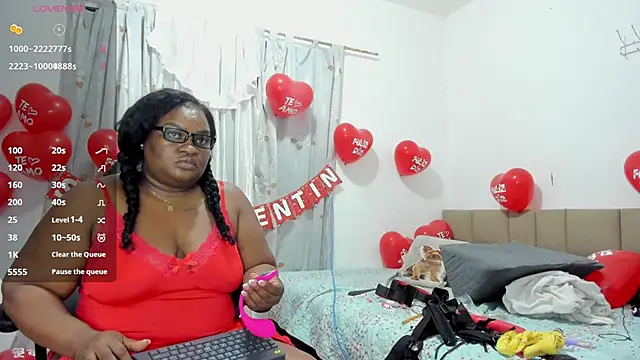 lilybaudyn  online show from 13, 2, 2026