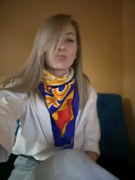 Snapshot of Crazy-Rosa chatting on 10, 2, 2025 Crazy-Rosa online show from 10, 2, 2025