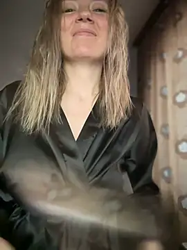 Snapshot of Crazy-Rosa chatting on 16, 2, 2025 Crazy-Rosa online show from 16, 2, 2025