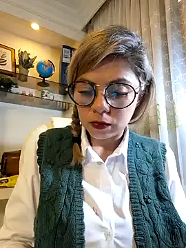 Snapshot of Cata_Office-12 chatting on 28, 1, 2025 Cata Office-12 online show from 28, 1, 2025