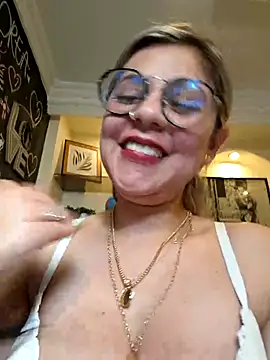 Snapshot of Cata_Office-12 chatting on 17, 2, 2025 Cata Office-12 online show from 17, 2, 2025
