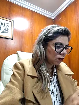 Snapshot of Cata_Office-12 chatting on 12, 9, 2025 Cata Office-12 online show from 12, 9, 2025