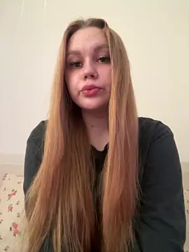 Snapshot of Marylallka5 chatting on 2, 6, 2026 Marylallka5 online show from 2, 6, 2026