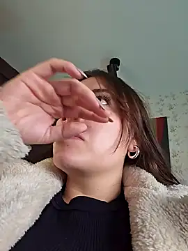 valery mora online show from 5, 2, 2025