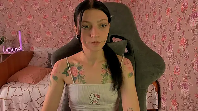 Lolly Haze online show from 20, 10, 2025