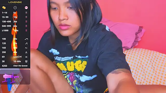 Natsu   online show from 23, 1, 2025