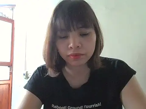 Snapshot of Angela-Eira chatting on 26, 10, 2025 Angela-Eira online show from 26, 10, 2025