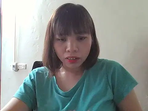 Snapshot of Angela-Eira chatting on 27, 10, 2025 Angela-Eira online show from 27, 10, 2025