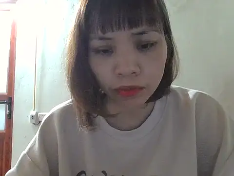 Snapshot of Angela-Eira chatting on 2, 11, 2025 Angela-Eira online show from 2, 11, 2025