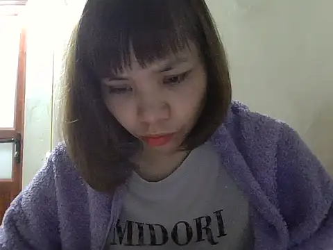 Snapshot of Angela-Eira chatting on 6, 11, 2025 Angela-Eira online show from 6, 11, 2025