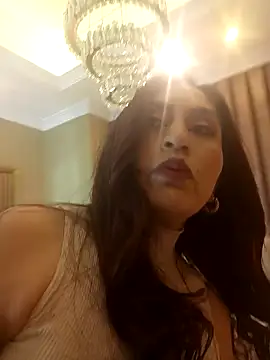 Snapshot of MonicaMoret chatting on 7, 2, 2025 MonicaMoret online show from 7, 2, 2025