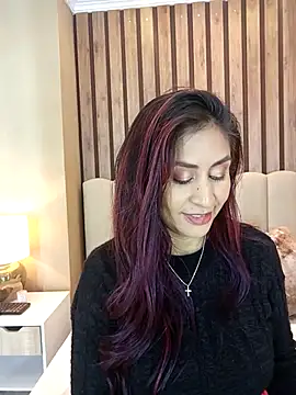 Snapshot of MonicaMoret chatting on 11, 3, 2025 MonicaMoret online show from 11, 3, 2025