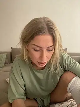 belle98 online show from 9, 11, 2025